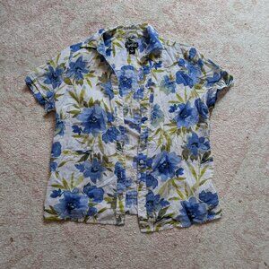 Floral summer blouse!